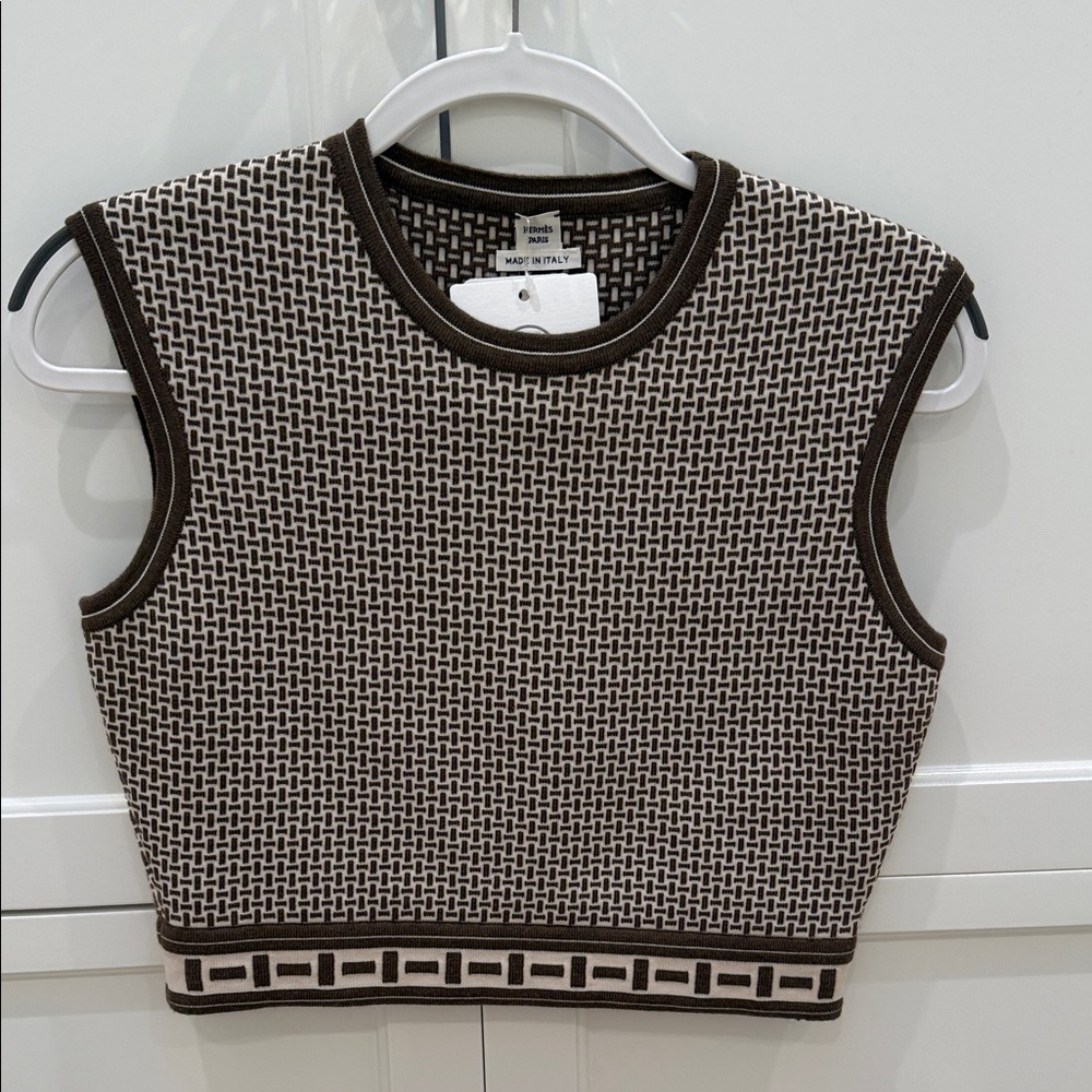 Hermes Sleeveless Knit Crop Top - Brown & Cream - brand new with tags
